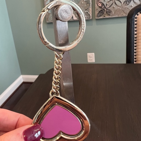 Kate Spade Rotating Heart Shaped Keychain - Picture 2 of 12